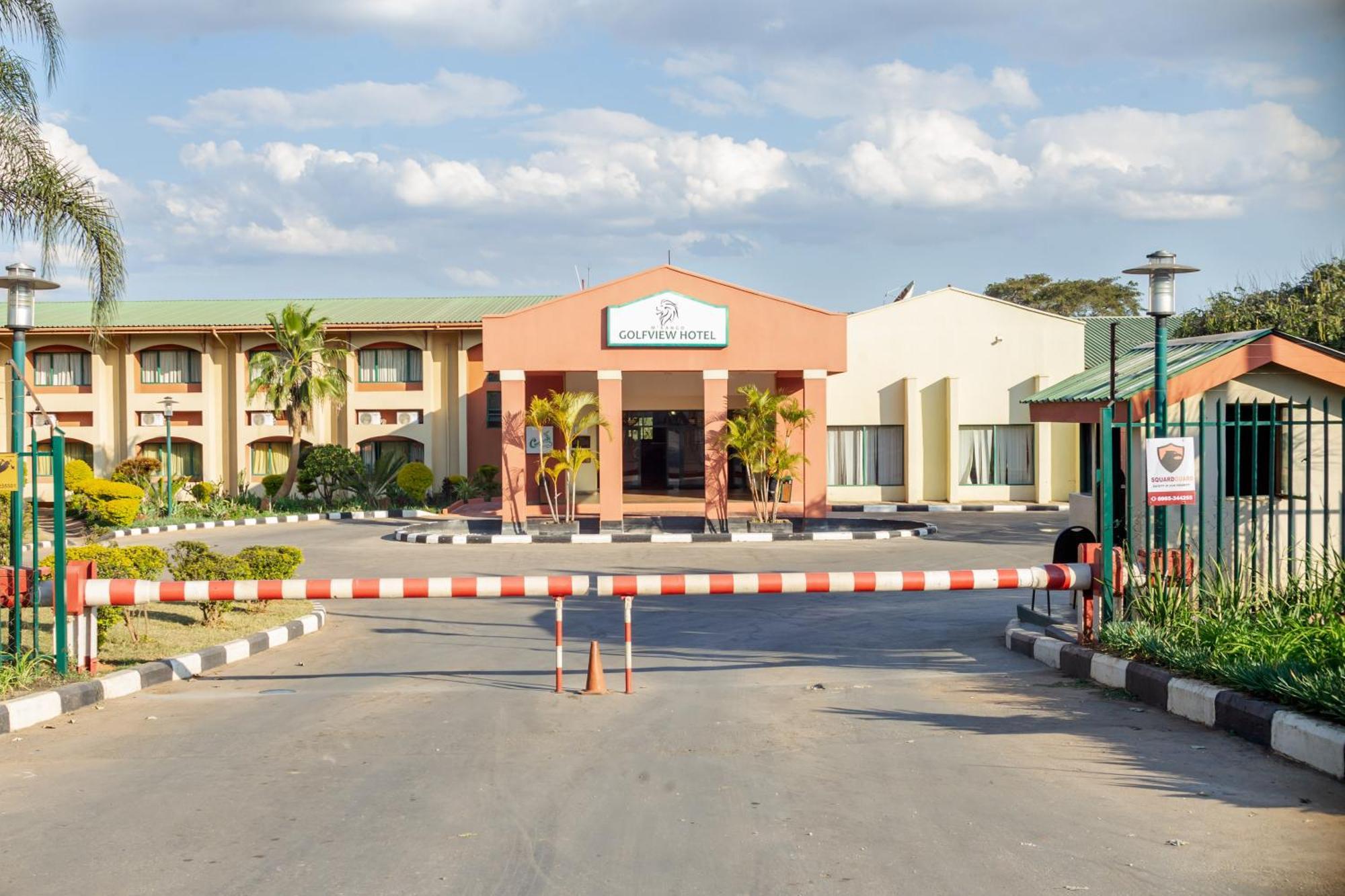 M'Kango Golfview Hotel Lusaka Buitenkant foto