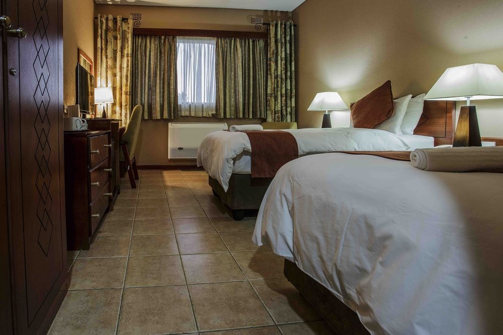 M'Kango Golfview Hotel Lusaka Buitenkant foto