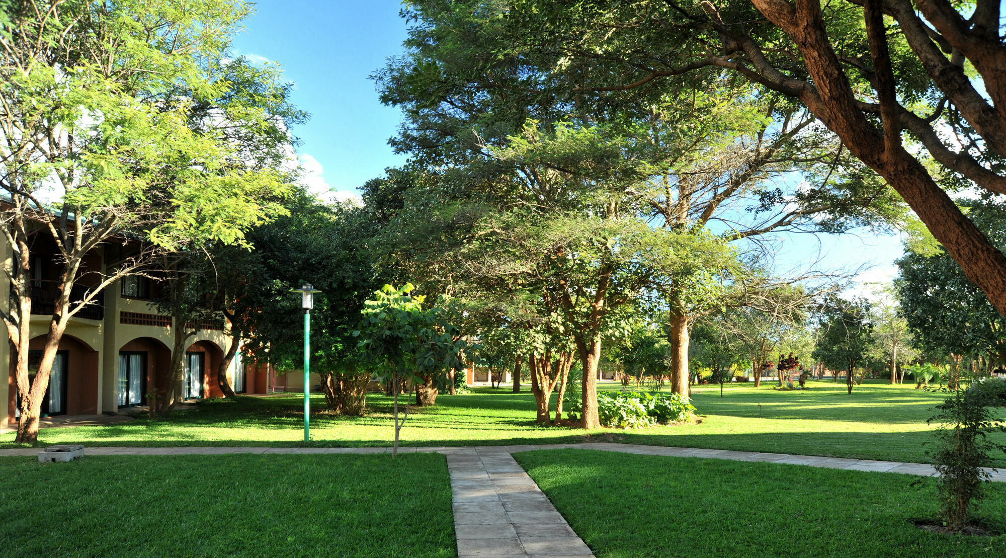 M'Kango Golfview Hotel Lusaka Buitenkant foto